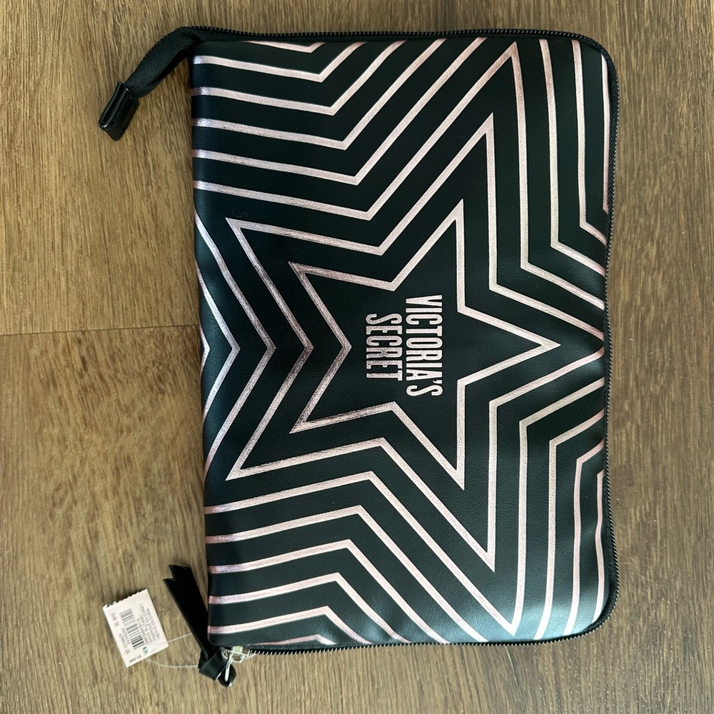 Victoria's Secret Packable Rose Gold and Black Duffle Bag - Picture 2 of 9